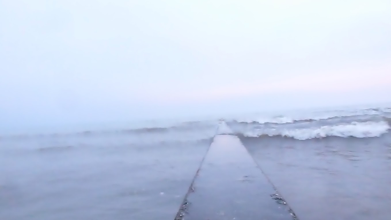 Alles flie&szlig;t ins gro&szlig;e Ganze. Alles emaniert aus dem gro&szlig;en Ganzen.